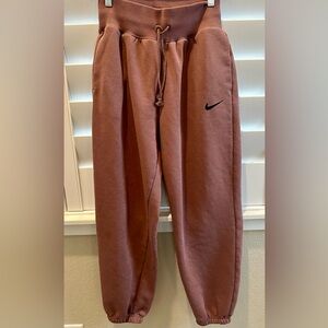 Nike Sportswear Women’s Phoenix Fleece Smokey Mauve High Waisted Sweatpants